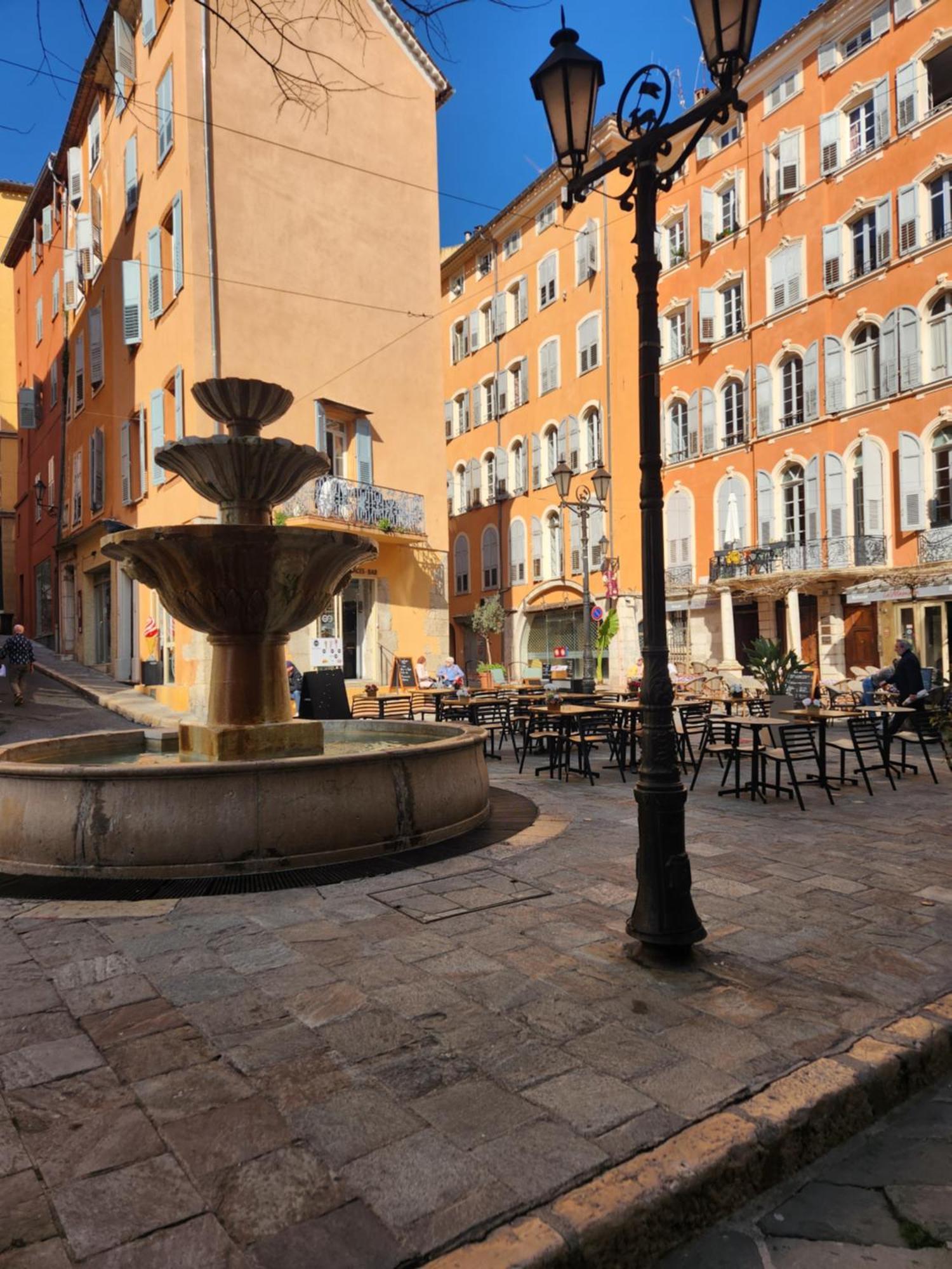 Parfum Mimosa Apartment Grasse Luaran gambar